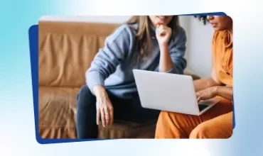 Talent Trends 2026'dan, bilgisayar ekranını işaret eden iki kadının yer aldığı tanıtım görseli